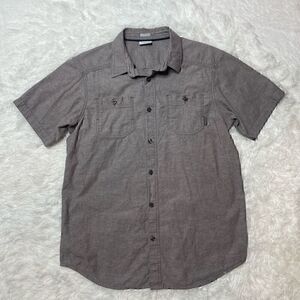 Columbia Short Sleeve Button Down Shirt Mens Size M Reg Fit Cotton Casual